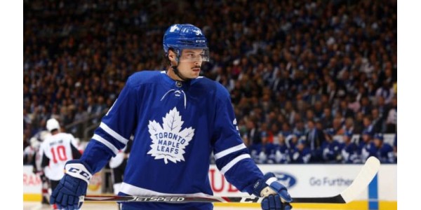 Auston Matthews se stává 26. kapitánem Toronta Maple Leafs Auston Matthews se stává 26. kapitánem Toronta Maple Leafs